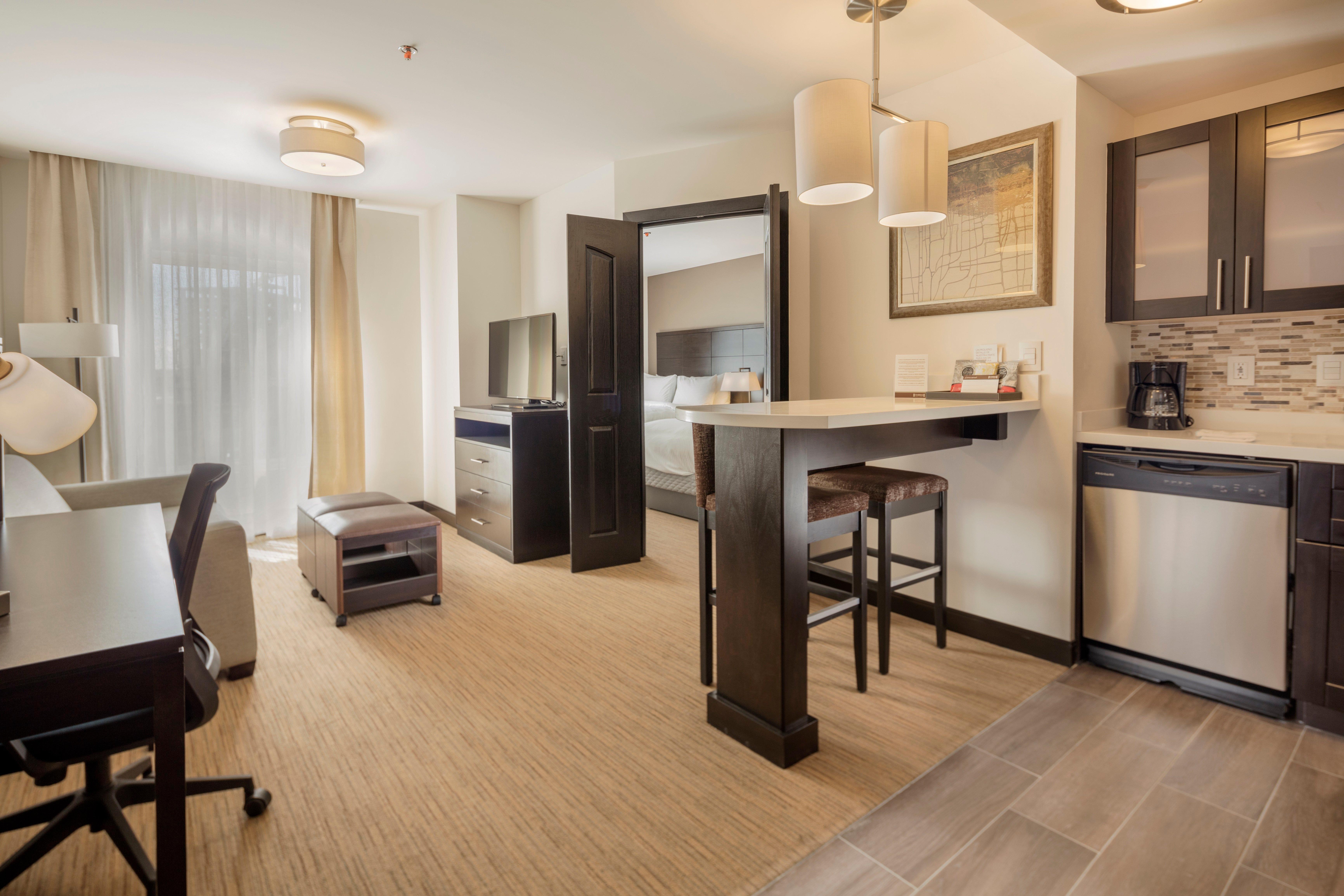Staybridge Suites Silao By Ihg Exteriör bild