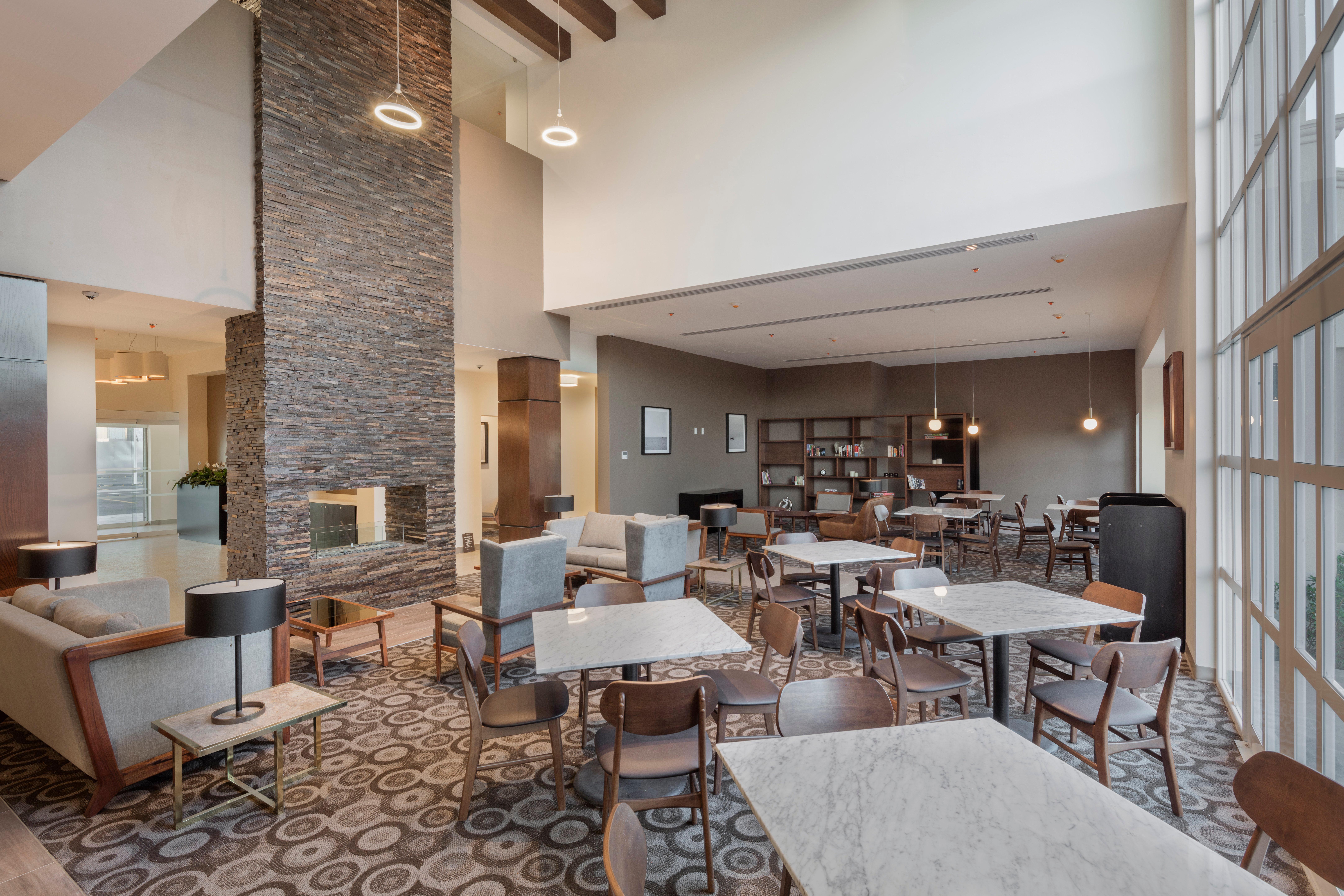 Staybridge Suites Silao By Ihg Exteriör bild