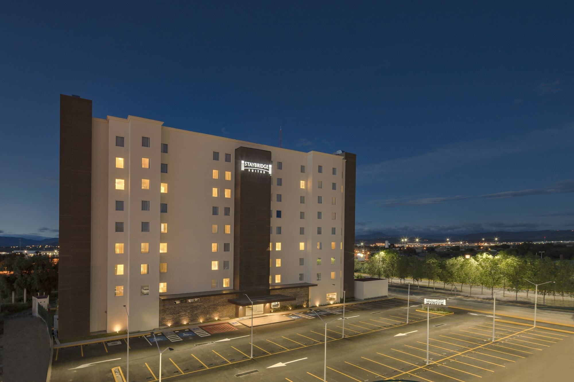 Staybridge Suites Silao By Ihg Exteriör bild