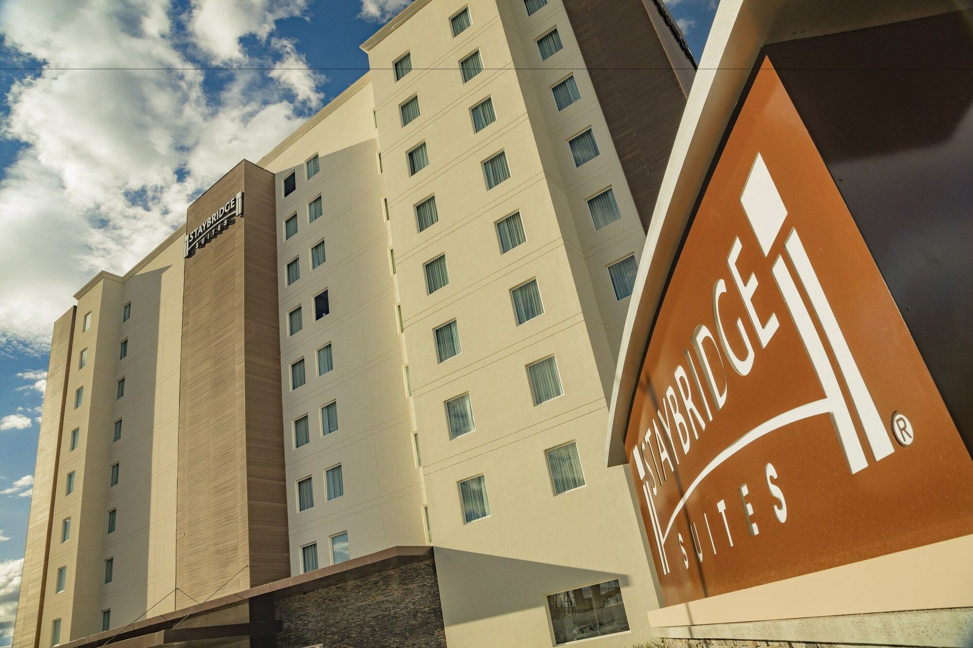 Staybridge Suites Silao, An Ihg Hotel Exteriör bild